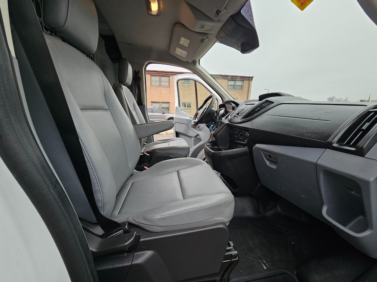 Ford Transit Van T-250 148" Low Rf 9000 GVWR Swing-Out RH Dr 2018