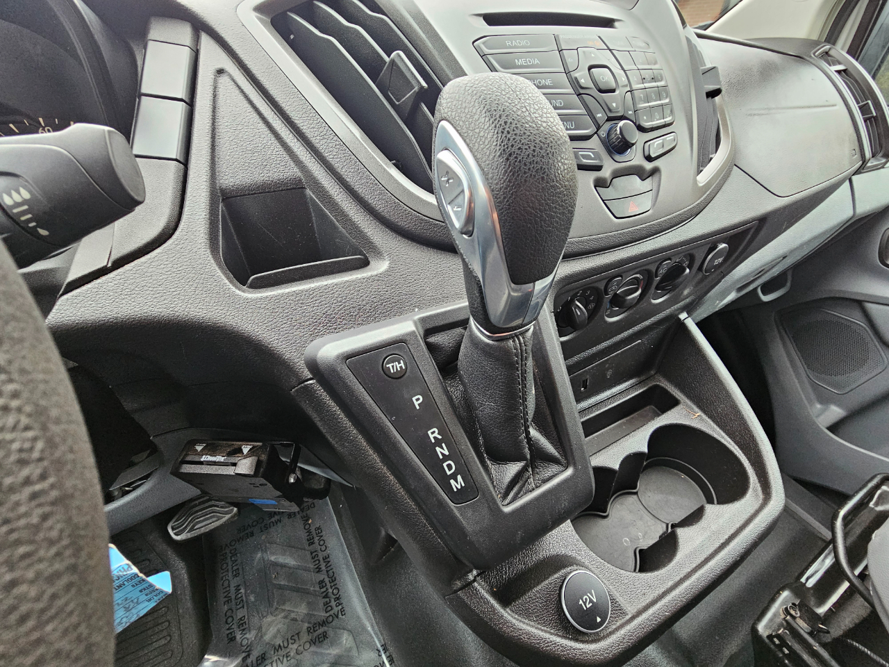 Ford Transit Van T-250 148" Low Rf 9000 GVWR Swing-Out RH Dr 2018