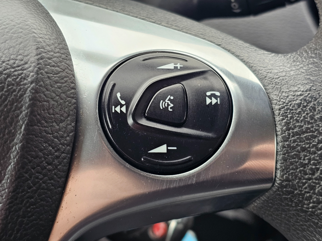 Ford Transit Van T-250 148" Low Rf 9000 GVWR Swing-Out RH Dr 2018