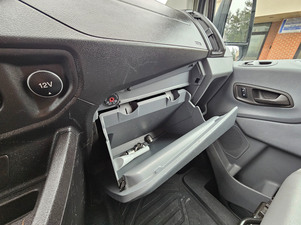 Ford Transit Van T-250 148" Low Rf 9000 GVWR Swing-Out RH Dr 2018