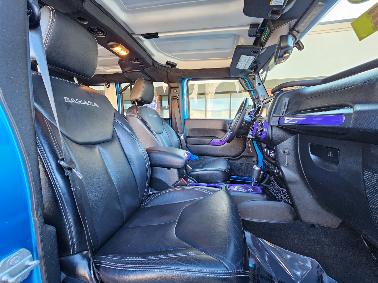 Jeep Wrangler Unlimited 4WD 4dr Sahara 2016