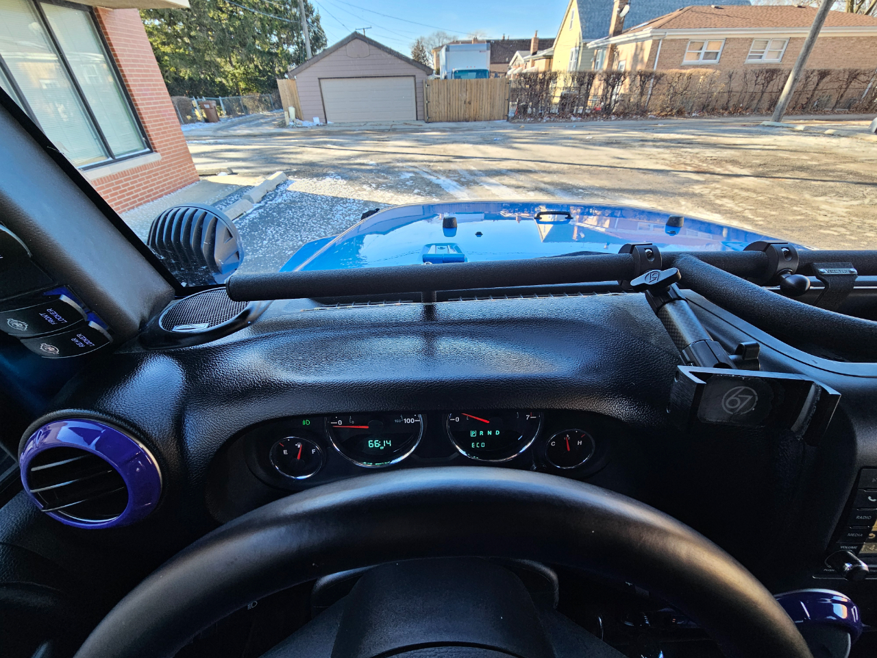 Jeep Wrangler Unlimited 4WD 4dr Sahara 2016