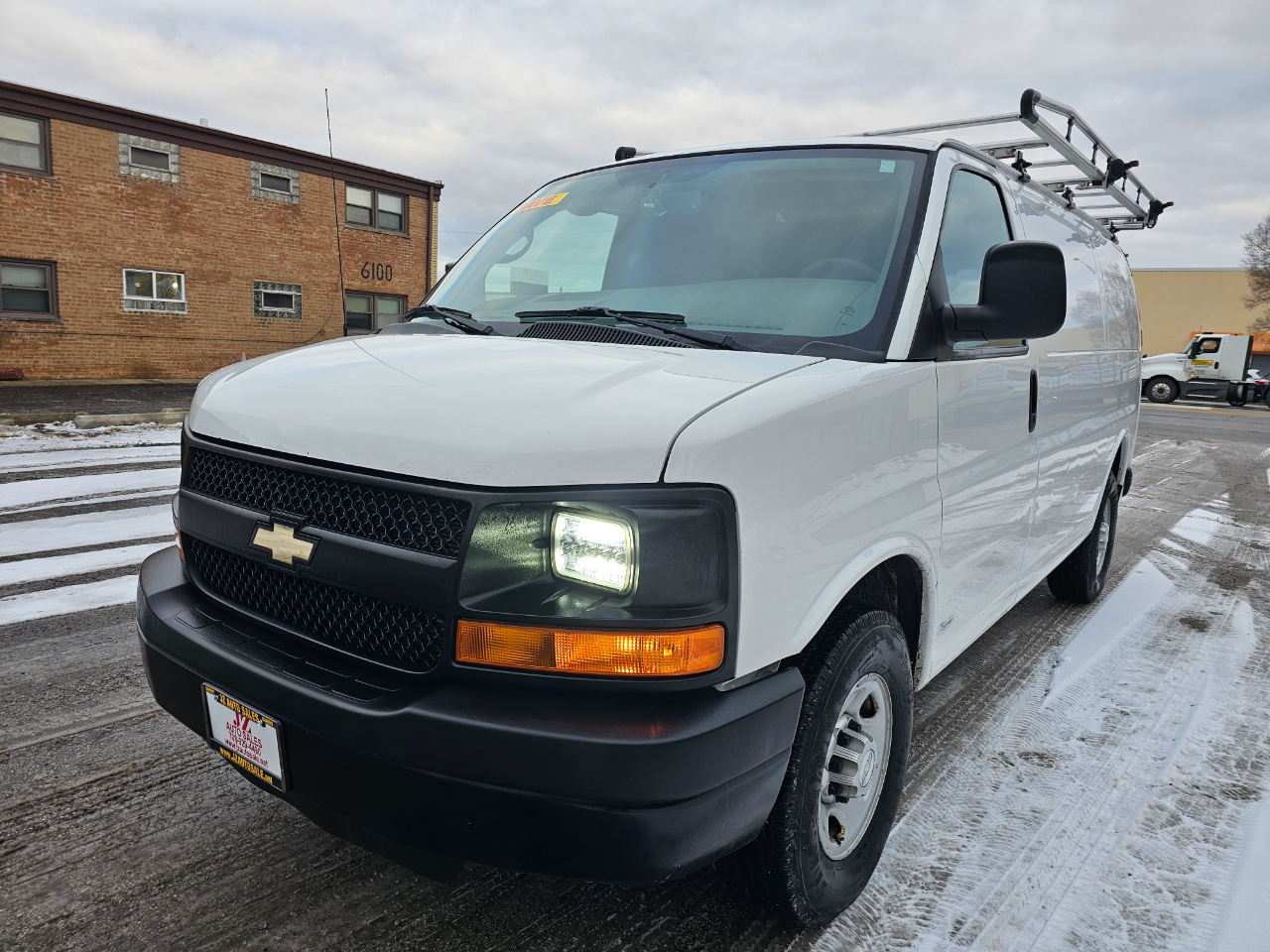 Chevrolet Express Cargo Van RWD 3500 135" 2015