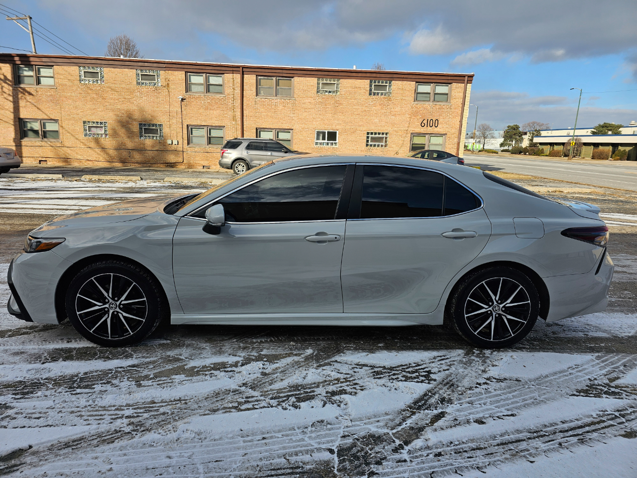 Toyota Camry SE Auto (Natl) 2023