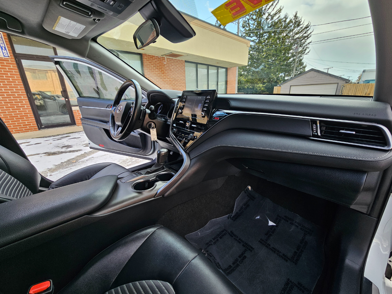 Toyota Camry SE Auto (Natl) 2023