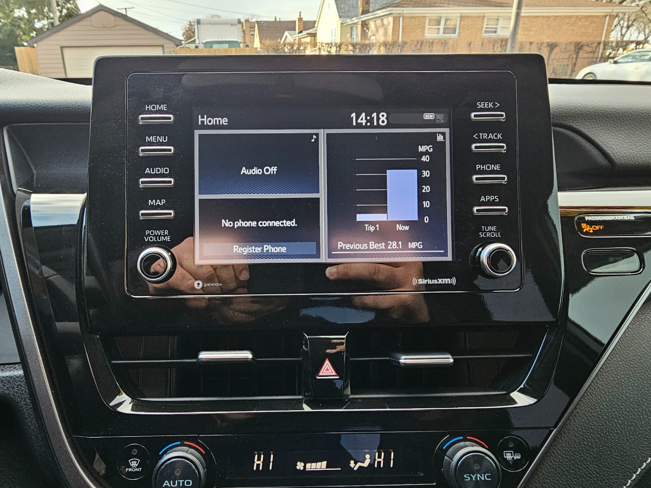 Toyota Camry SE Auto (Natl) 2023