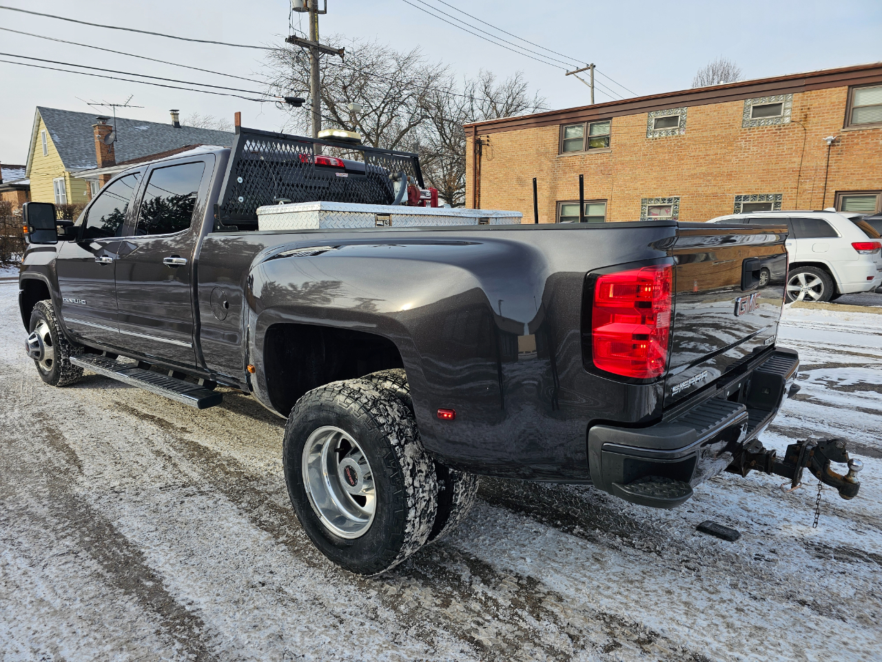 GMC Sierra 3500HD available WiFi 4WD Crew Cab 167.7" Denali 2015