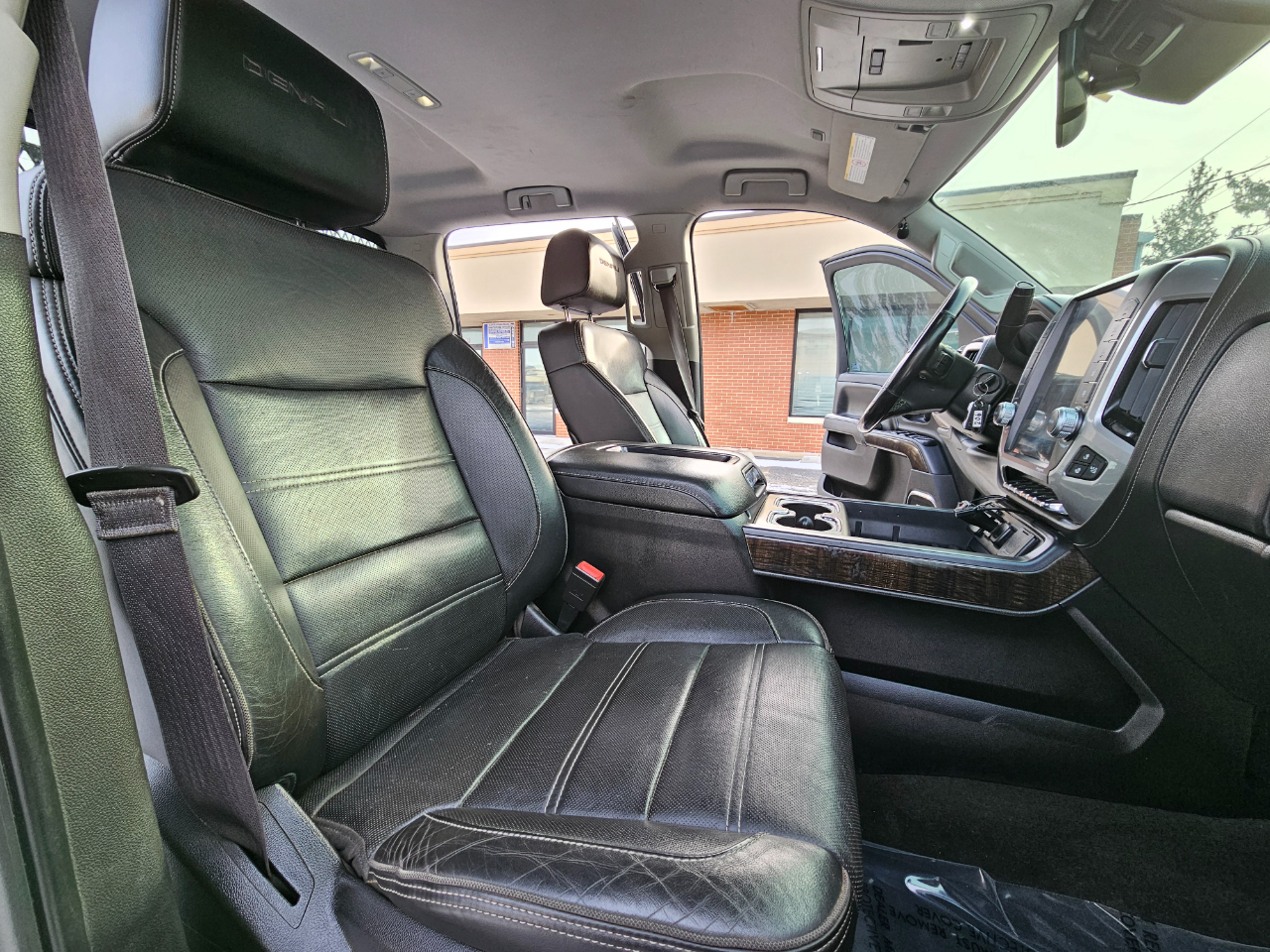 GMC Sierra 3500HD available WiFi 4WD Crew Cab 167.7" Denali 2015