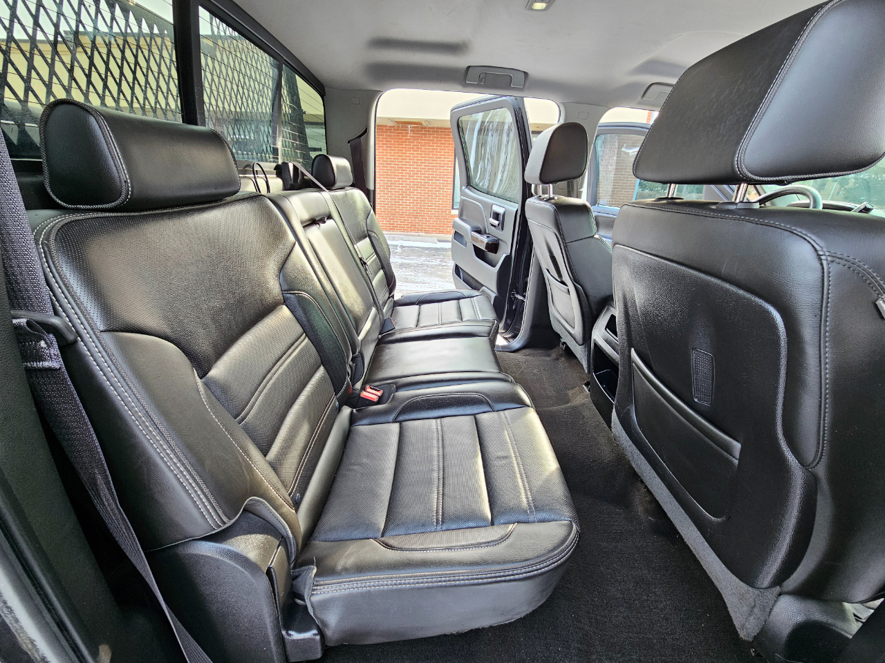 GMC Sierra 3500HD available WiFi 4WD Crew Cab 167.7" Denali 2015