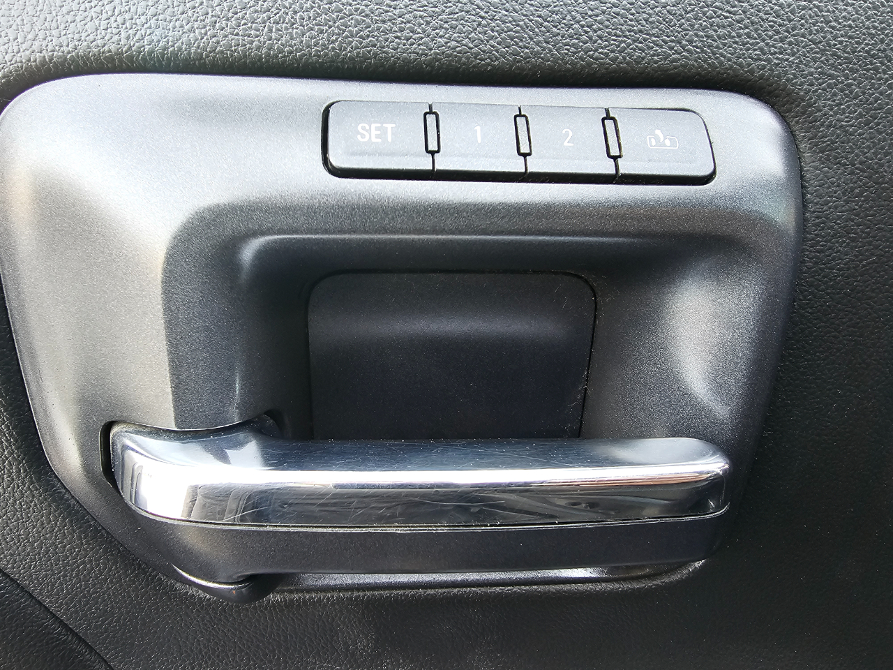 GMC Sierra 3500HD available WiFi 4WD Crew Cab 167.7" Denali 2015