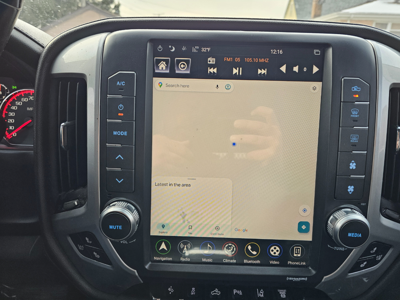 GMC Sierra 3500HD available WiFi 4WD Crew Cab 167.7" Denali 2015