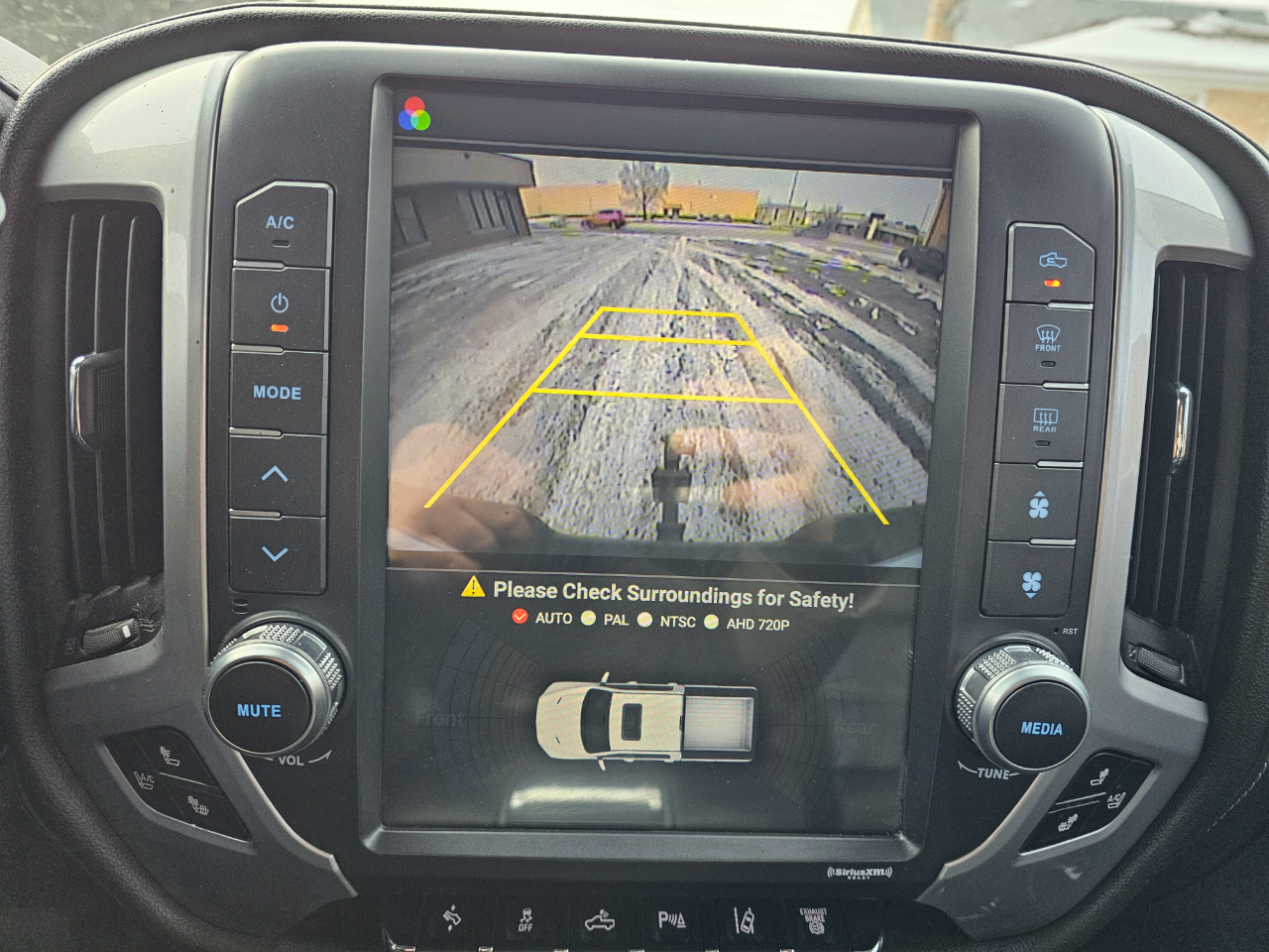 GMC Sierra 3500HD available WiFi 4WD Crew Cab 167.7" Denali 2015