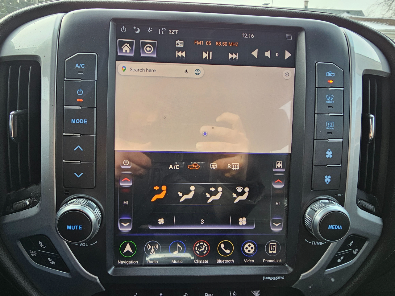 GMC Sierra 3500HD available WiFi 4WD Crew Cab 167.7" Denali 2015