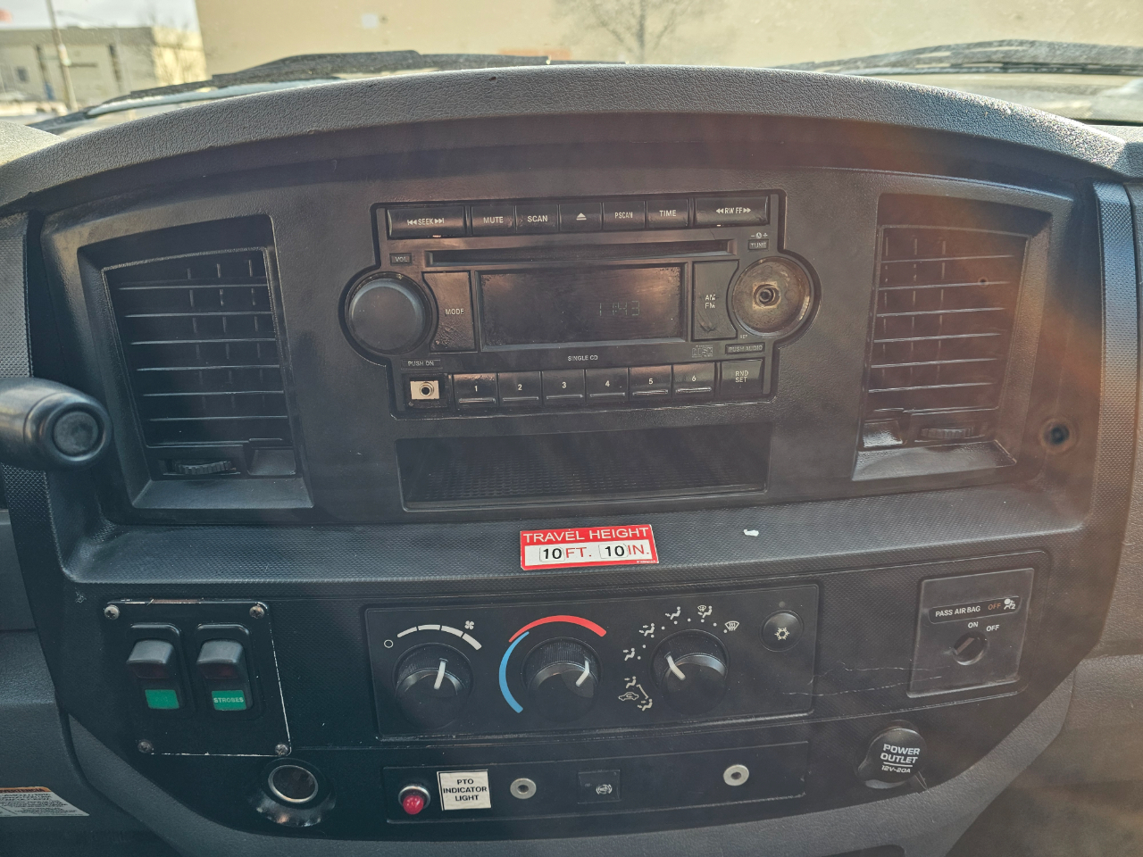 Dodge Ram 4500 2WD Reg Cab 144.5" WB 60" CA 2008