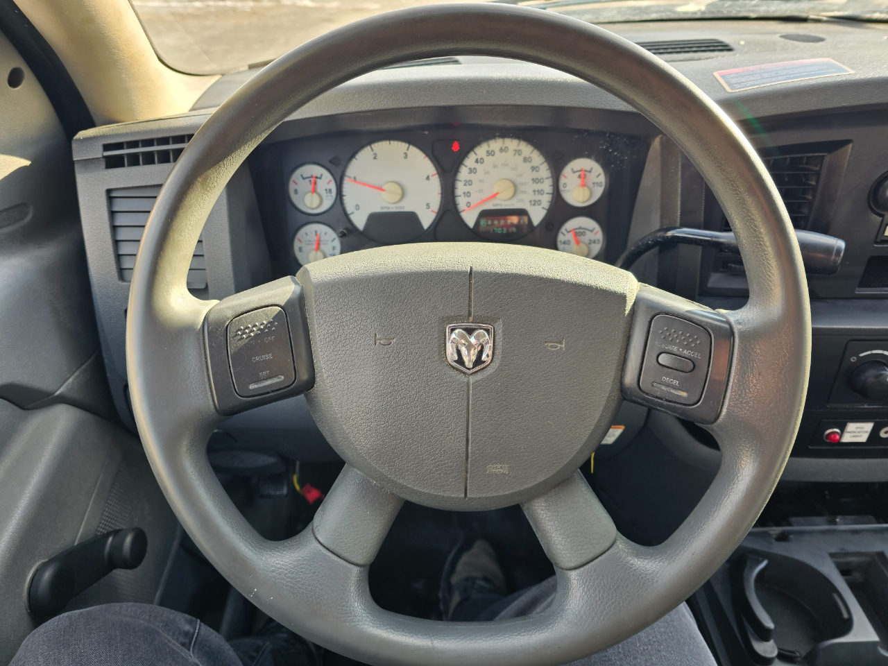 Dodge Ram 4500 2WD Reg Cab 144.5" WB 60" CA 2008