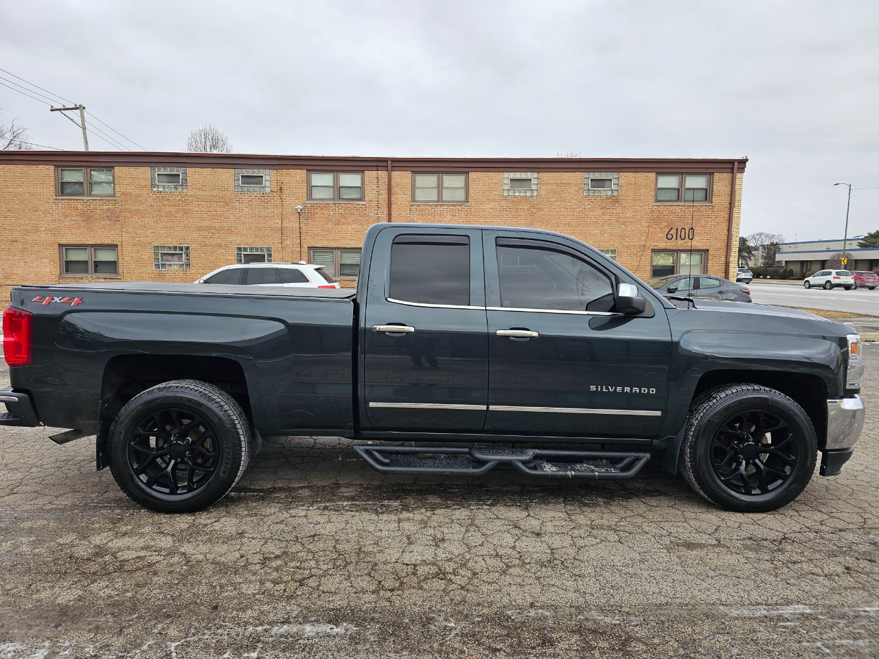 Chevrolet Silverado 1500 4WD Double Cab 143.5" LTZ w/1LZ 2018