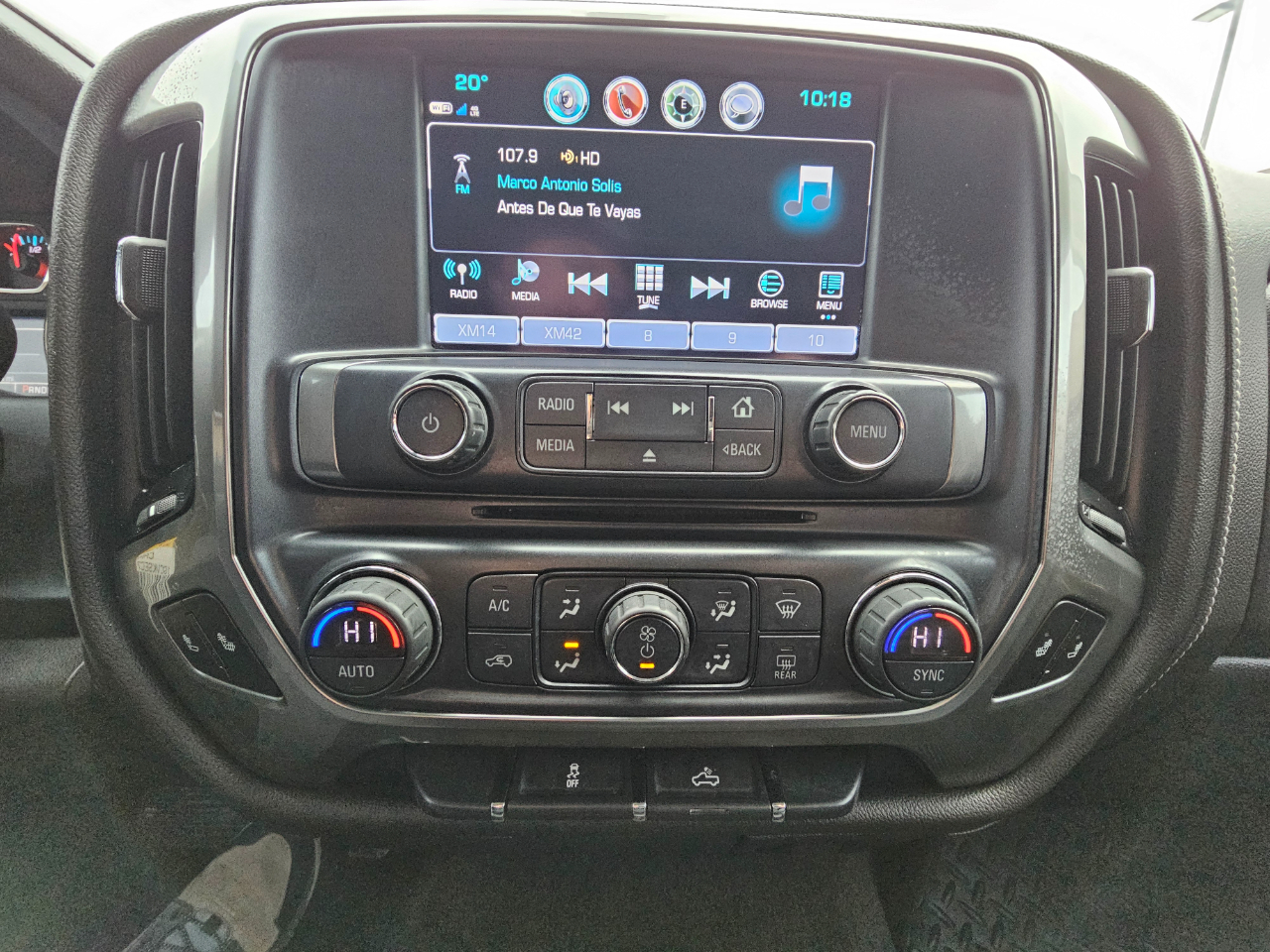 Chevrolet Silverado 1500 4WD Double Cab 143.5" LTZ w/1LZ 2018