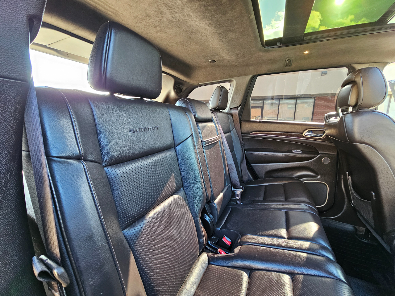 Jeep Grand Cherokee 4WD 4dr Summit 2016