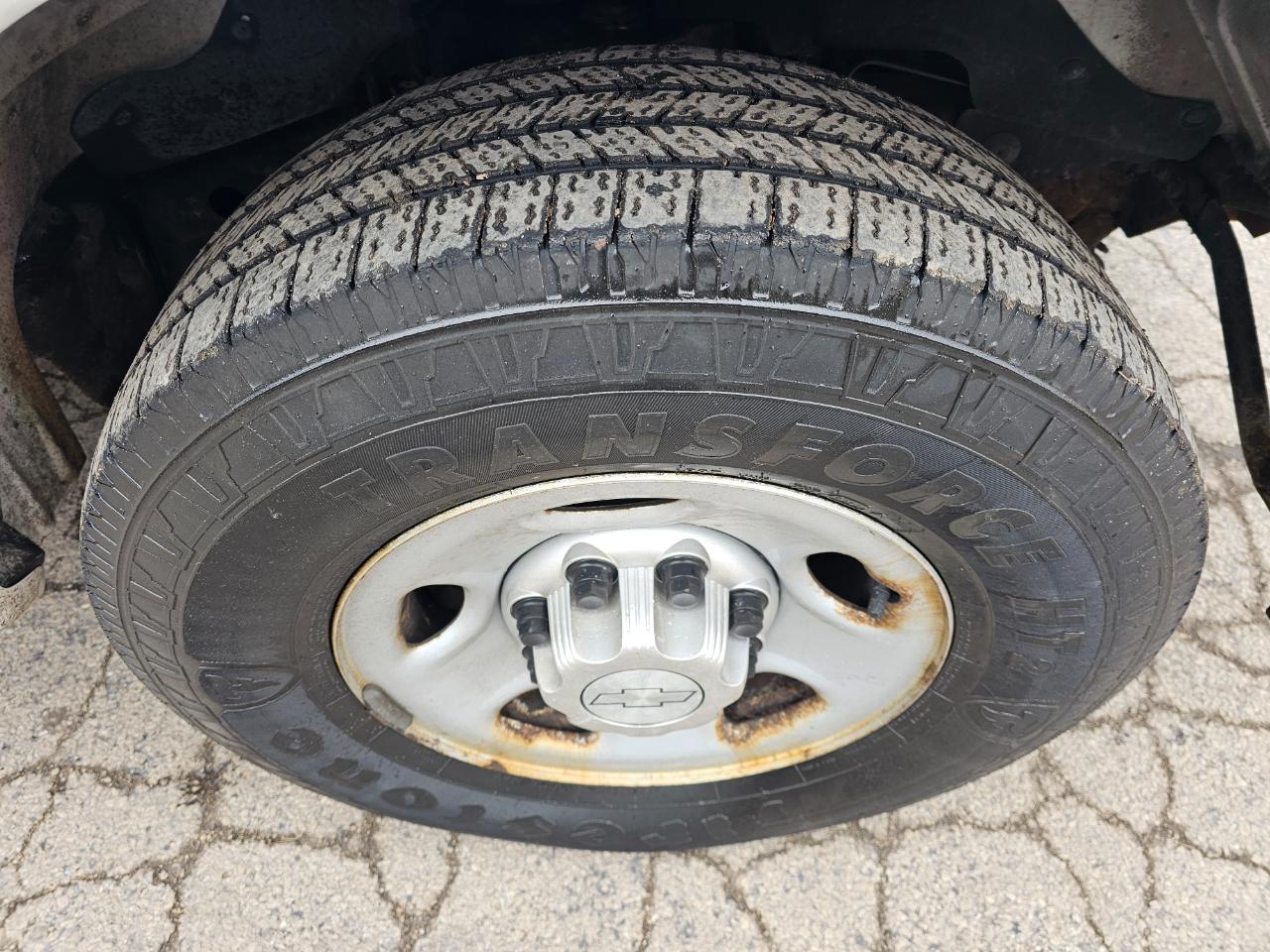 Chevrolet Express Cargo Van RWD 3500 135" 2015