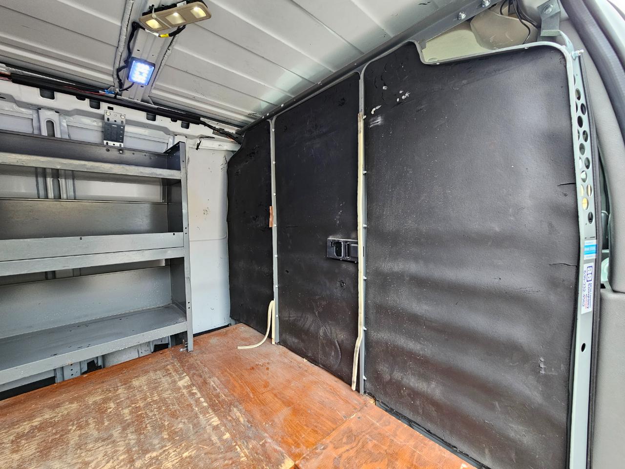 Chevrolet Express Cargo Van RWD 3500 135" 2015