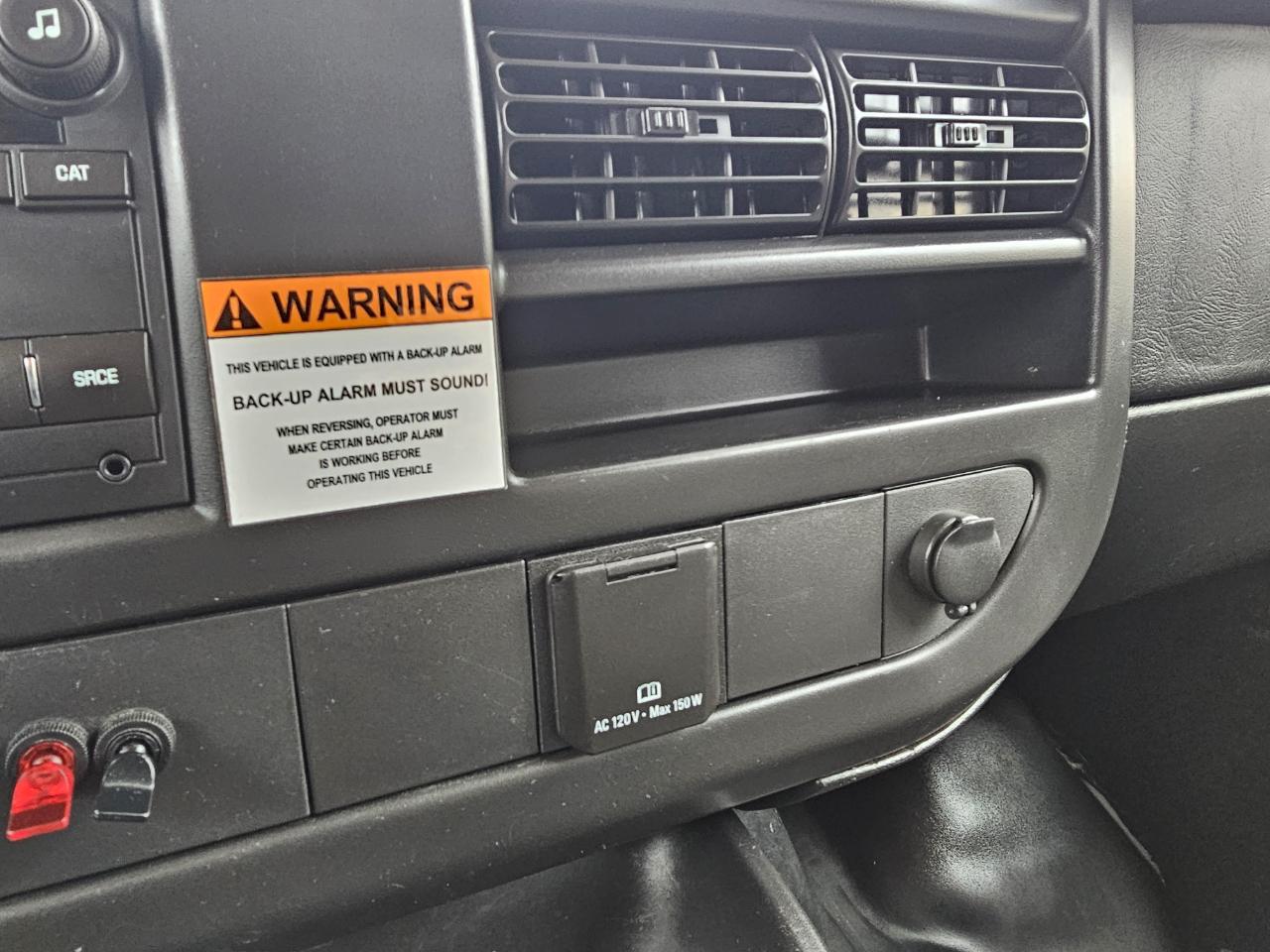 Chevrolet Express Cargo Van RWD 3500 135" 2015