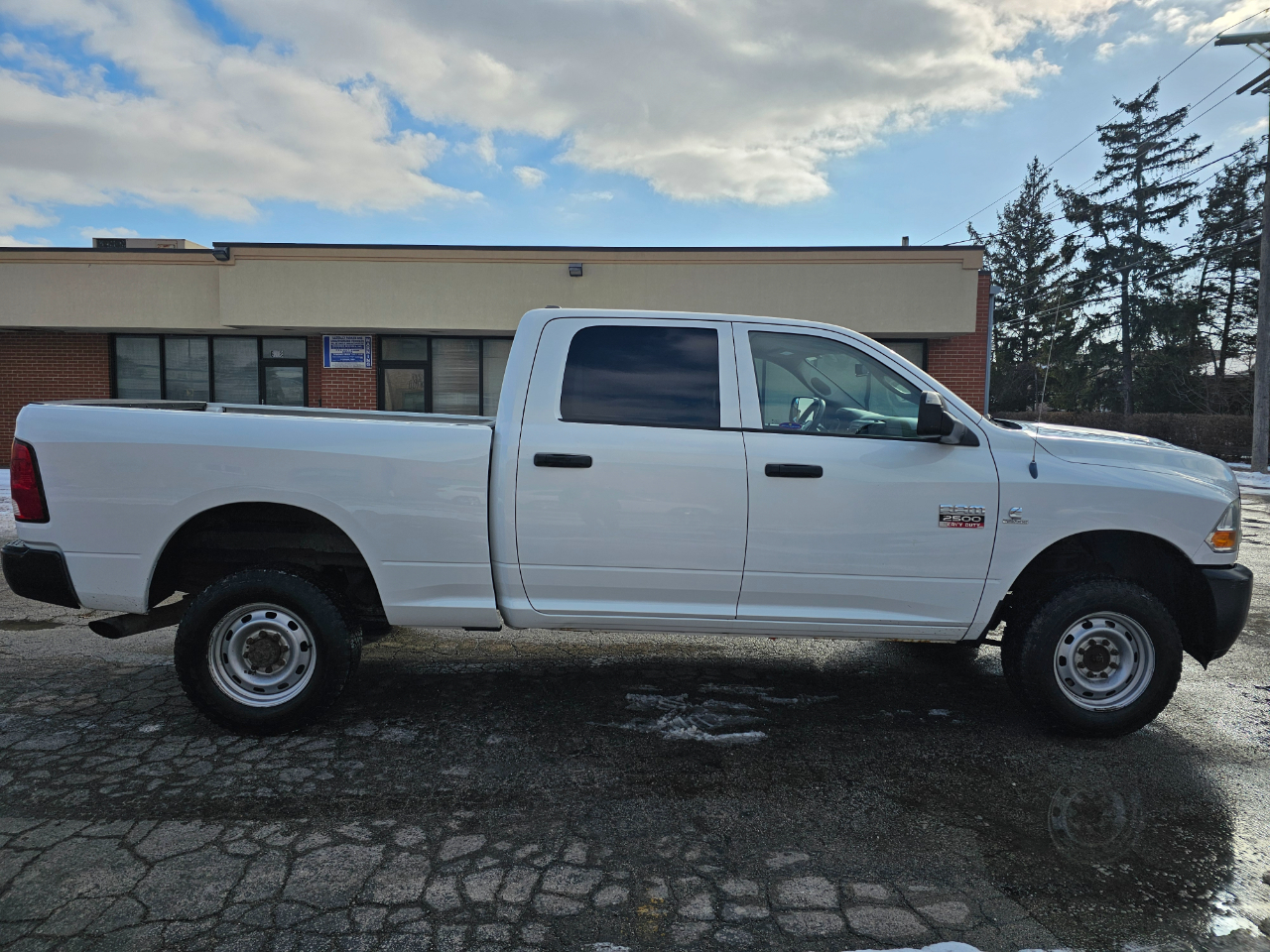 RAM 2500 4WD Crew Cab 149" ST 2012