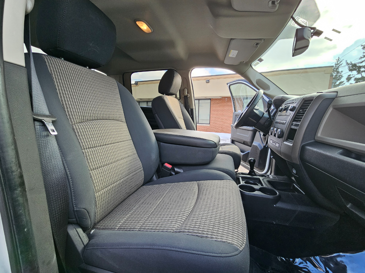 RAM 2500 4WD Crew Cab 149" ST 2012