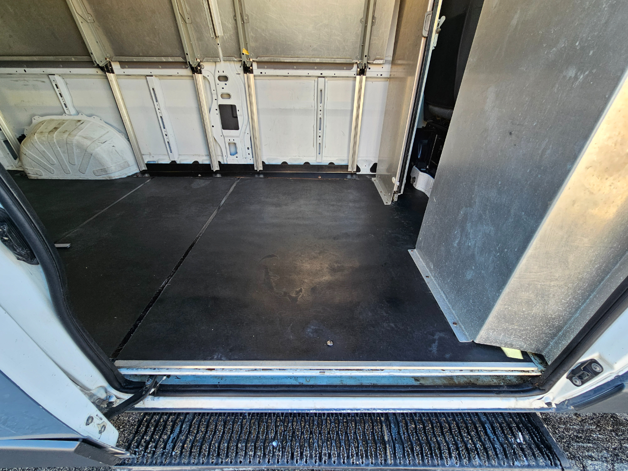 RAM ProMaster Cargo Van 2500 High Roof 159" WB 2018