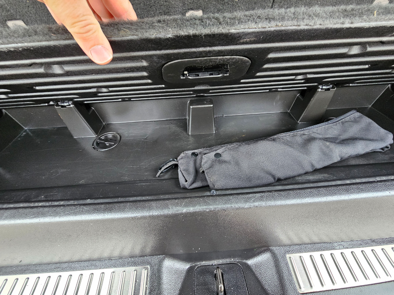 Chevrolet Tahoe 4WD 4dr LT 2020