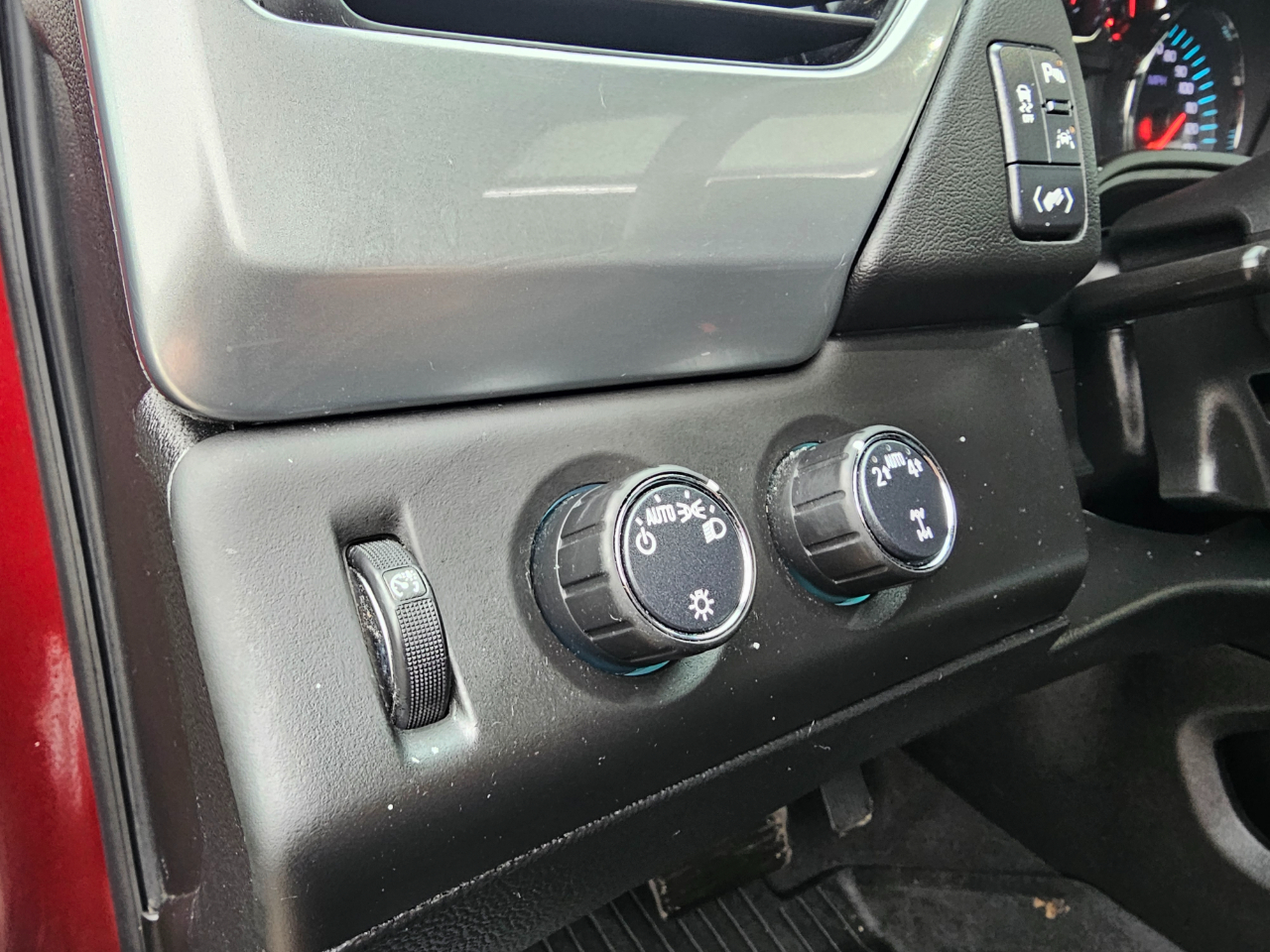 Chevrolet Tahoe 4WD 4dr LT 2020