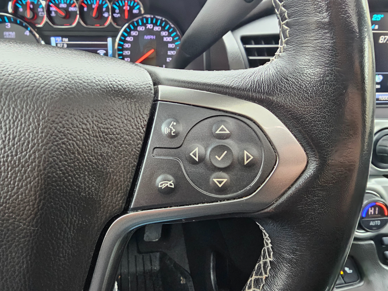 Chevrolet Tahoe 4WD 4dr LT 2020