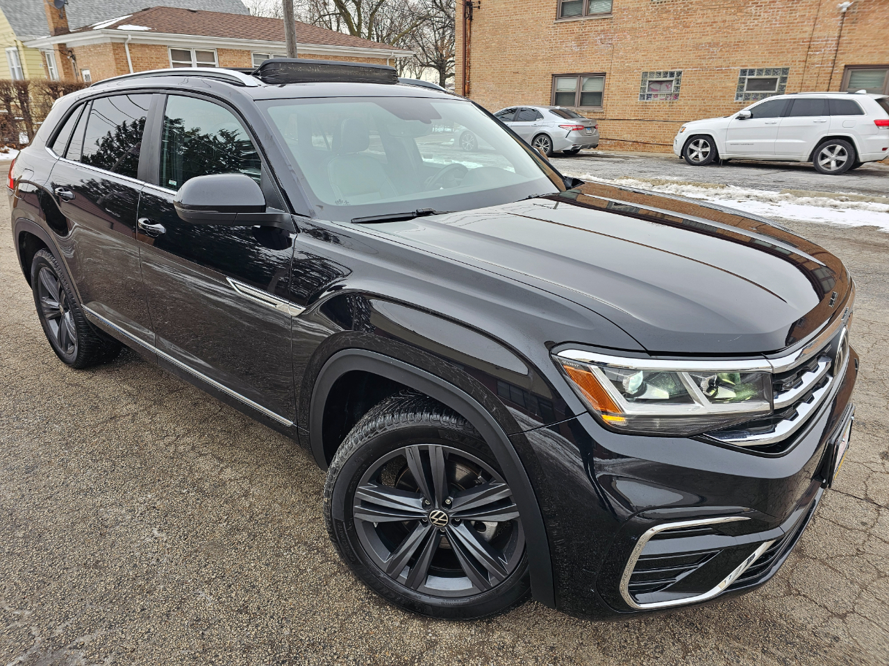 Volkswagen Atlas Cross Sport 3.6L V6 SE w/Technology R-Line 4MOTION 2021