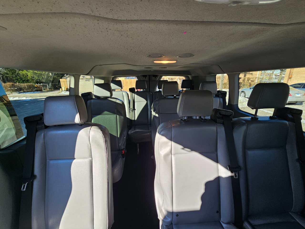 Ford Transit Passenger Wagon T-350 148" Low Roof XLT Swing-Out RH Dr 2018