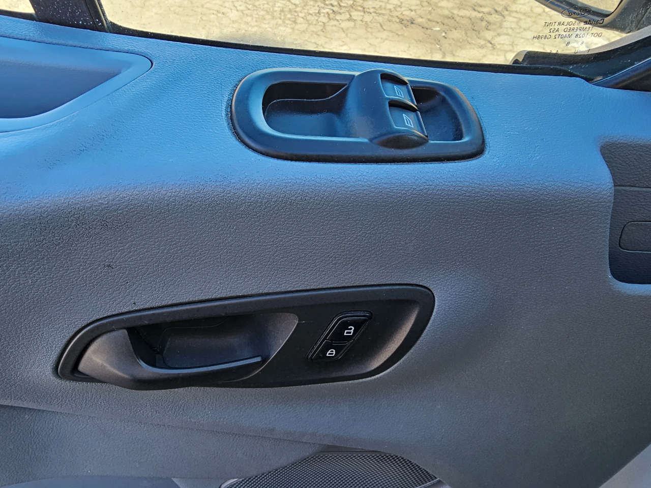 Ford Transit Passenger Wagon T-350 148" Low Roof XLT Swing-Out RH Dr 2018