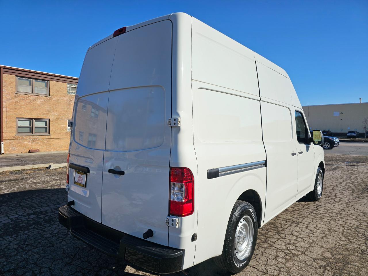 Nissan NV Cargo NV2500 HD High Roof V6 S 2017