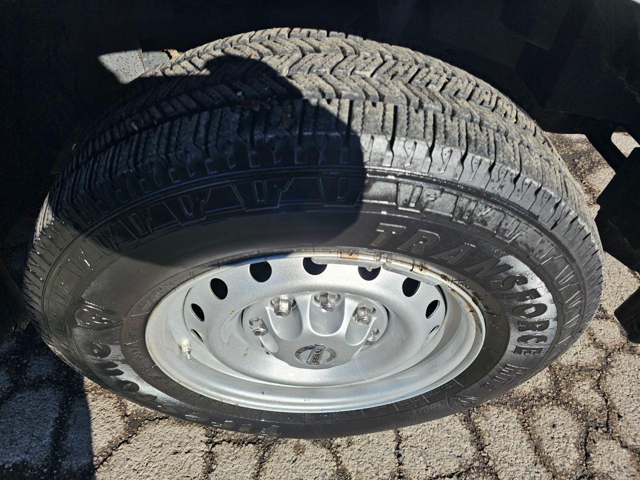 Nissan NV Cargo NV2500 HD High Roof V6 S 2017