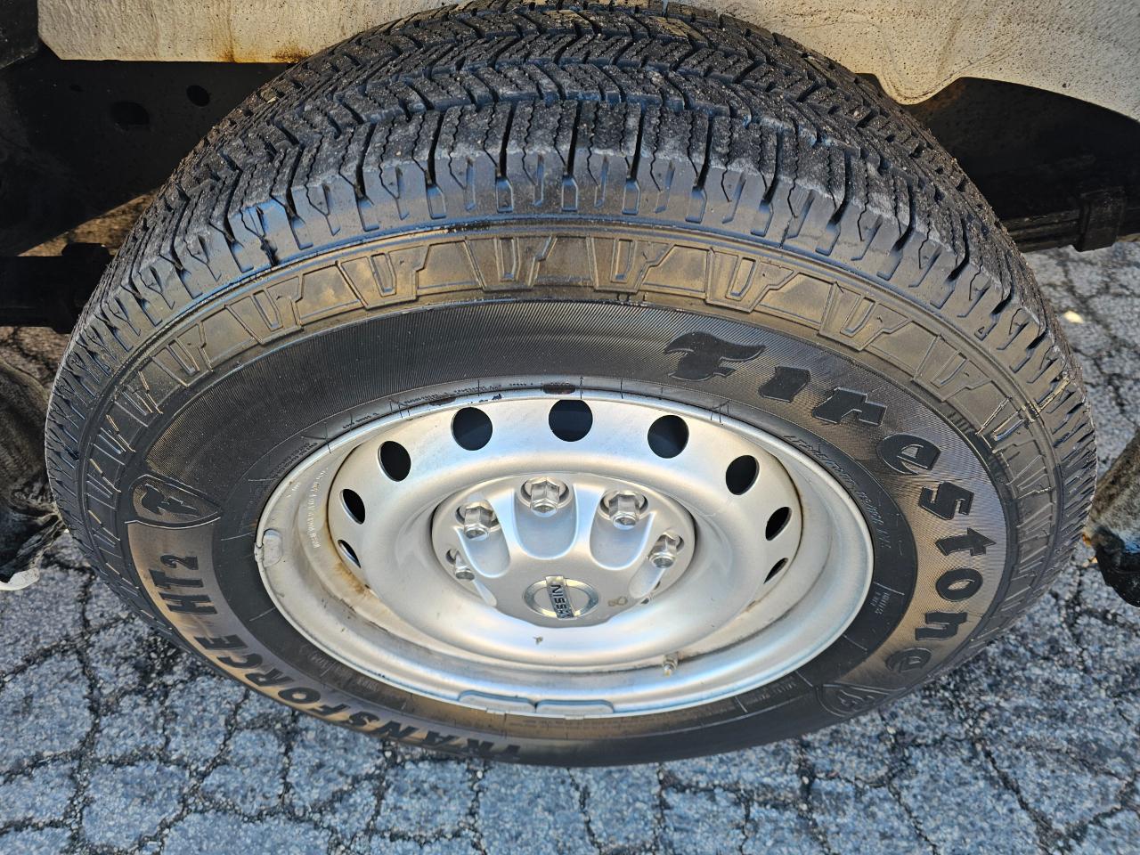 Nissan NV Cargo NV2500 HD High Roof V6 S 2017