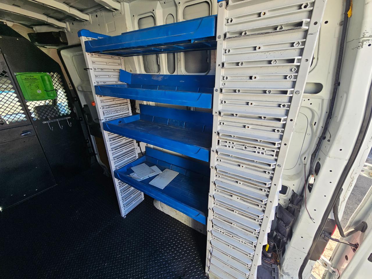 Nissan NV Cargo NV2500 HD High Roof V6 S 2017