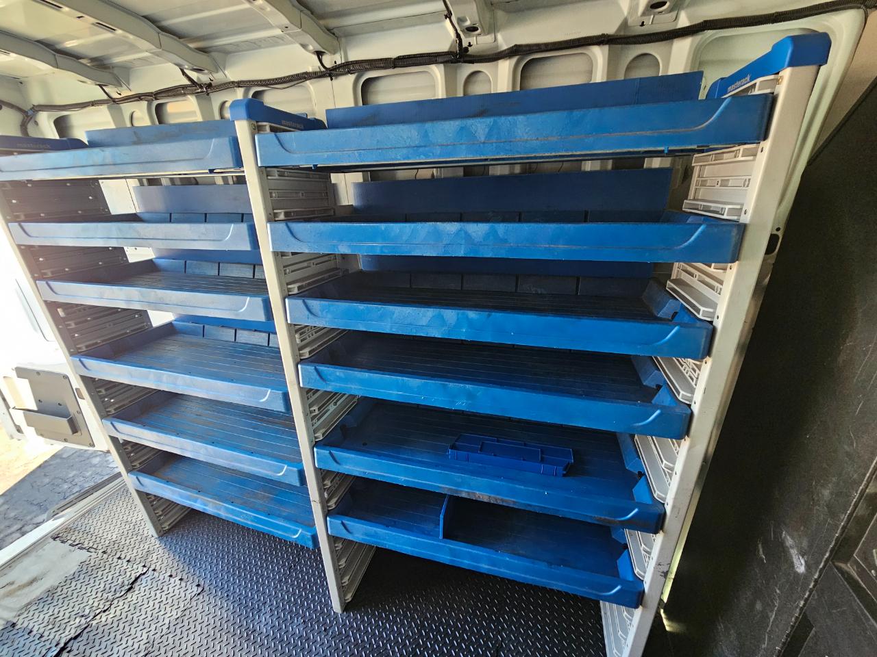 Nissan NV Cargo NV2500 HD High Roof V6 S 2017