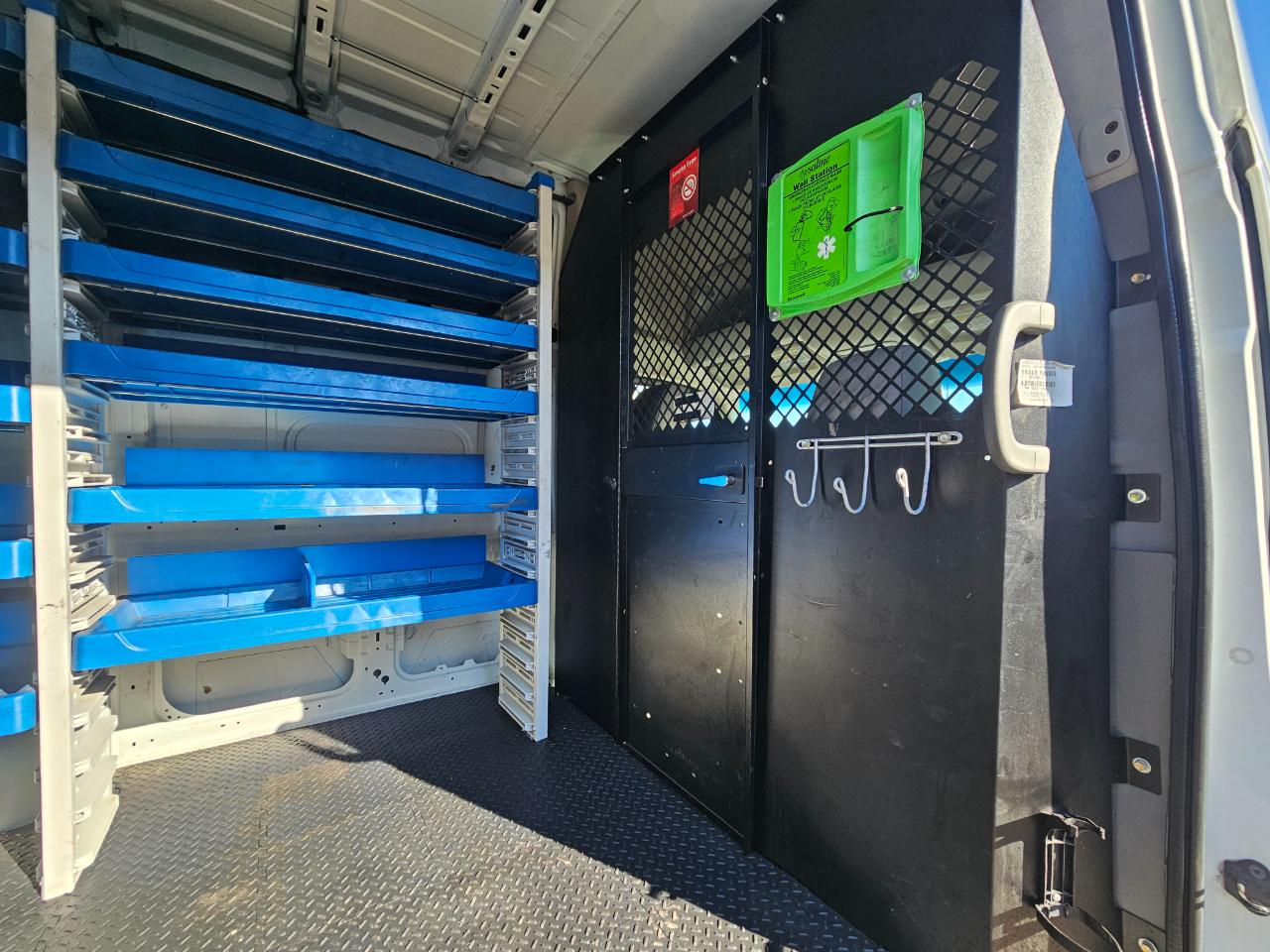 Nissan NV Cargo NV2500 HD High Roof V6 S 2017