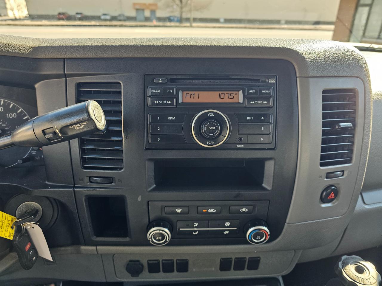 Nissan NV Cargo NV2500 HD High Roof V6 S 2017