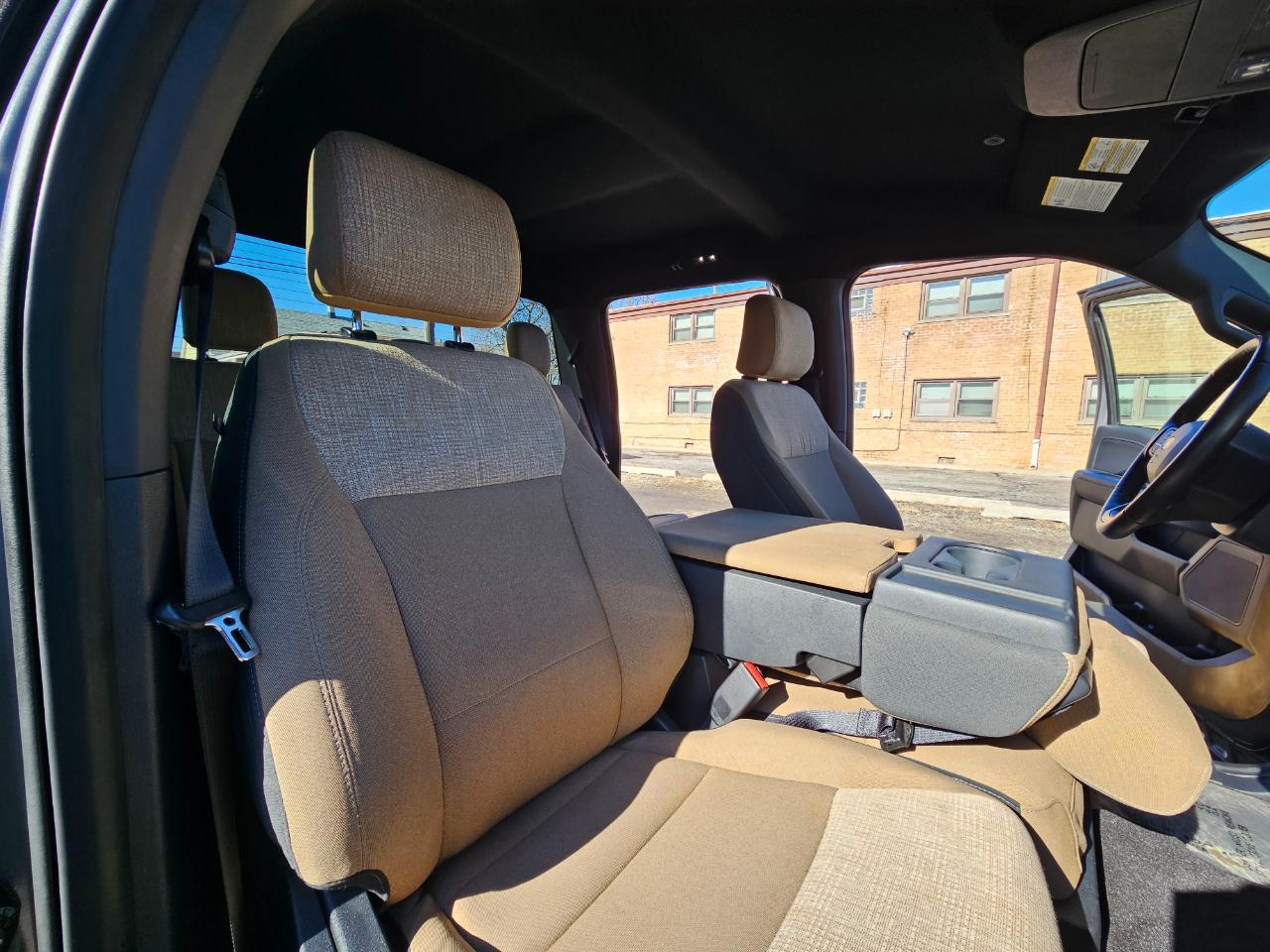 Ford F-150 XLT SuperCrew Short Bed 4WD 2022