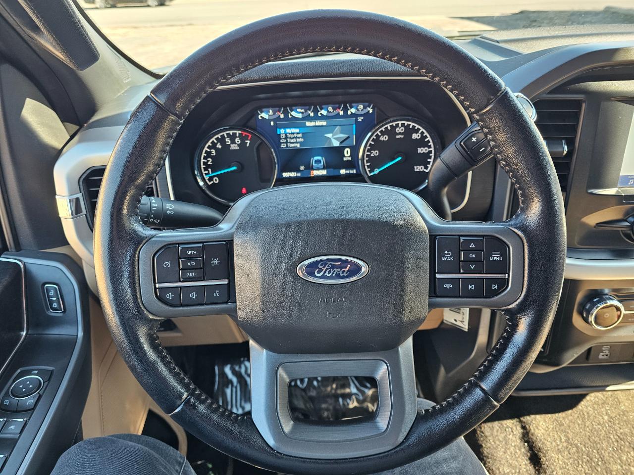 Ford F-150 XLT SuperCrew Short Bed 4WD 2022