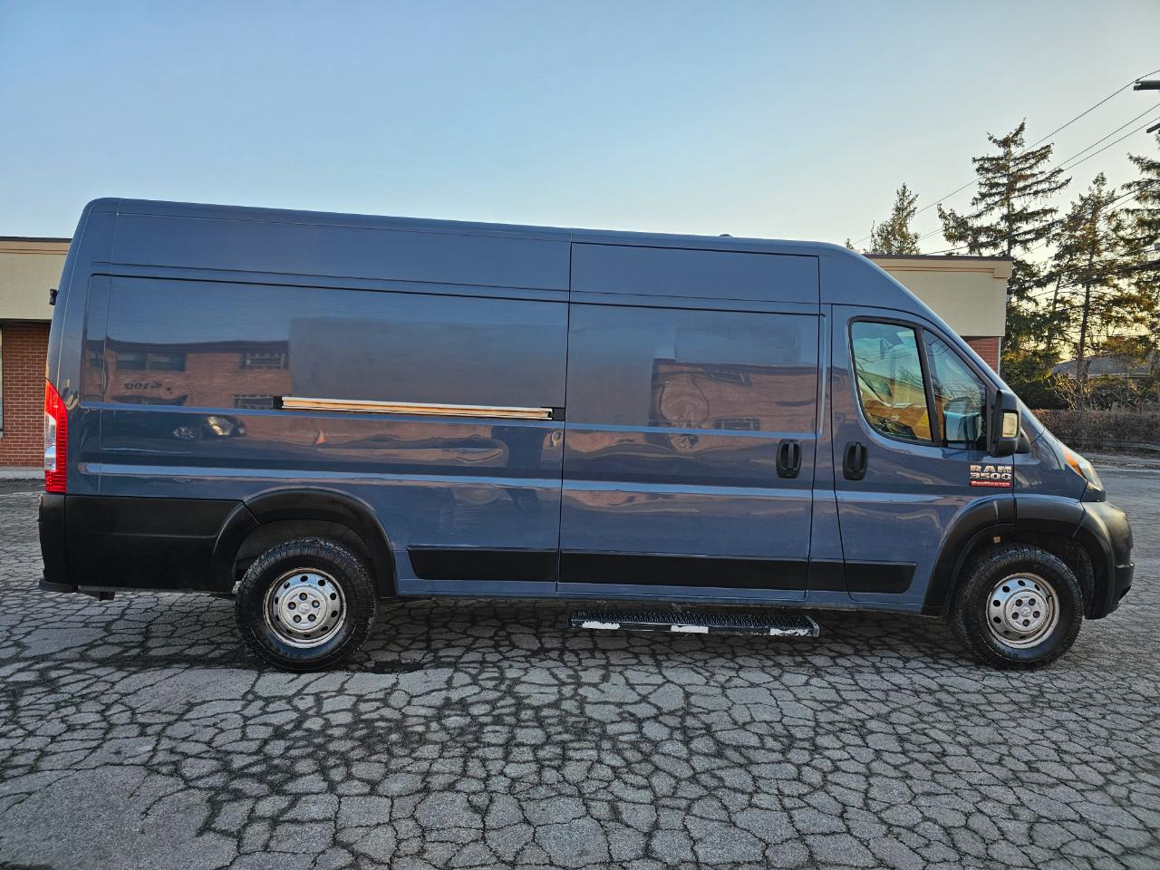 RAM ProMaster Cargo Van 3500 High Roof 159" WB EXT 2019