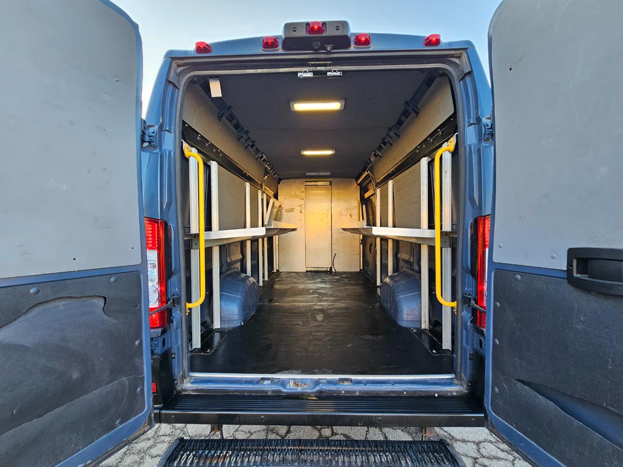 RAM ProMaster Cargo Van 3500 High Roof 159" WB EXT 2019