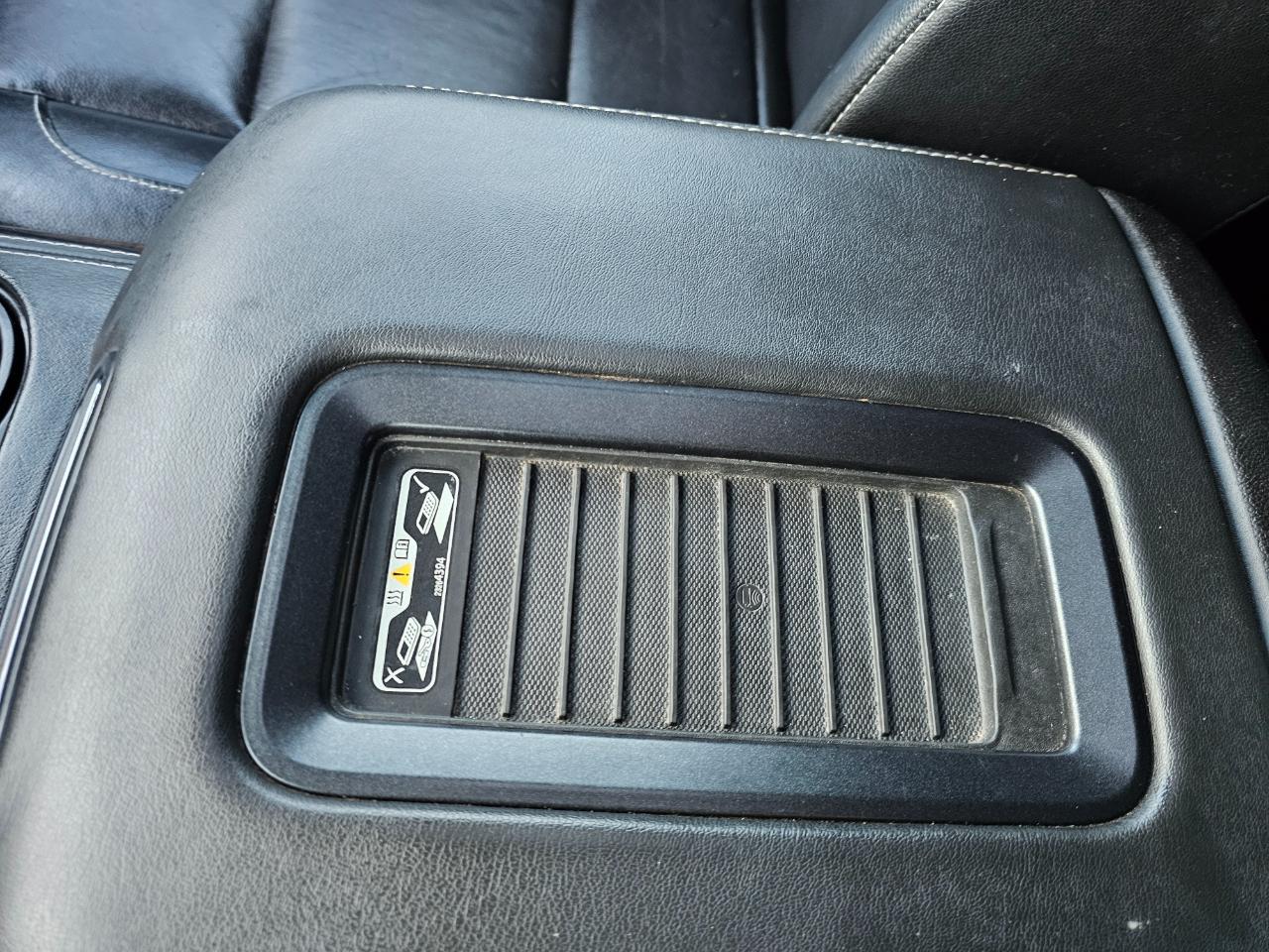 Chevrolet Tahoe 4WD 4dr LT 2016