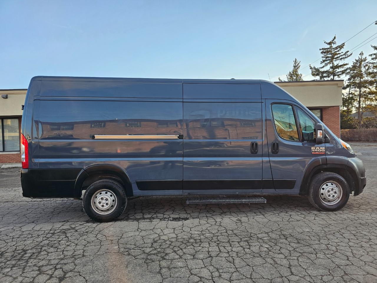 RAM ProMaster Cargo Van 3500 High Roof 159" WB EXT 2019