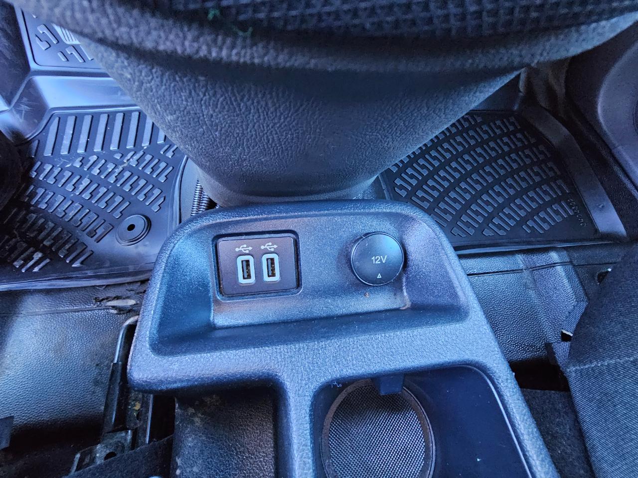 Ford Transit Connect Van XL LWB w/Rear Symmetrical Doors 2020