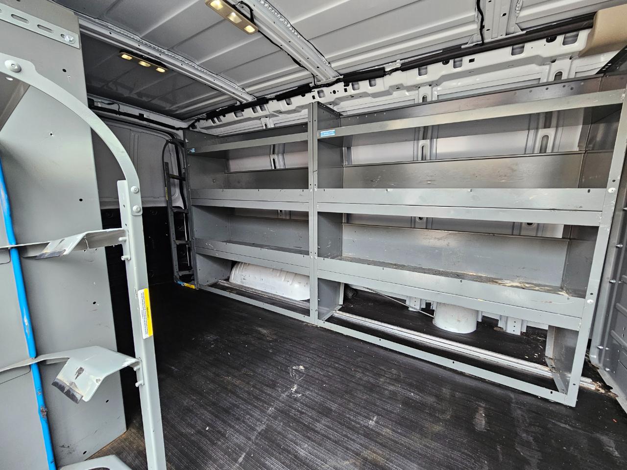 Chevrolet Express Cargo Van RWD 2500 135" 2022