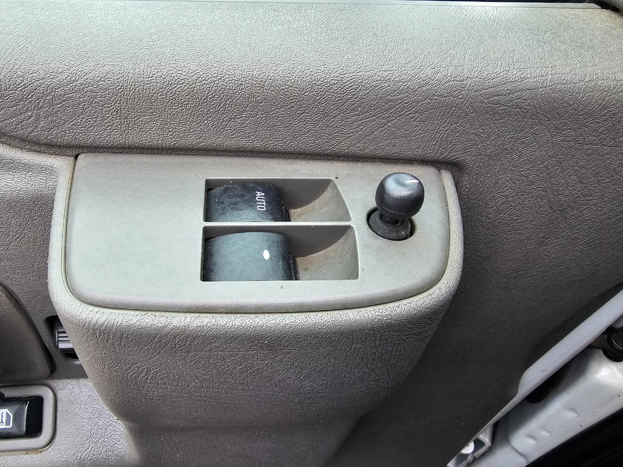 Chevrolet Express Cargo Van RWD 2500 135" 2022